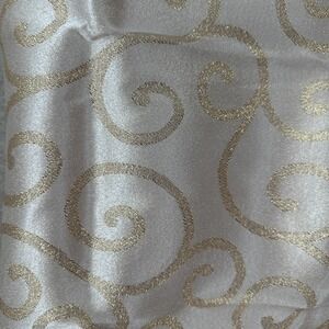 Newbridge Luxury Damask Scroll Fabric Tablecloth  68" round Silver & Gold Christ